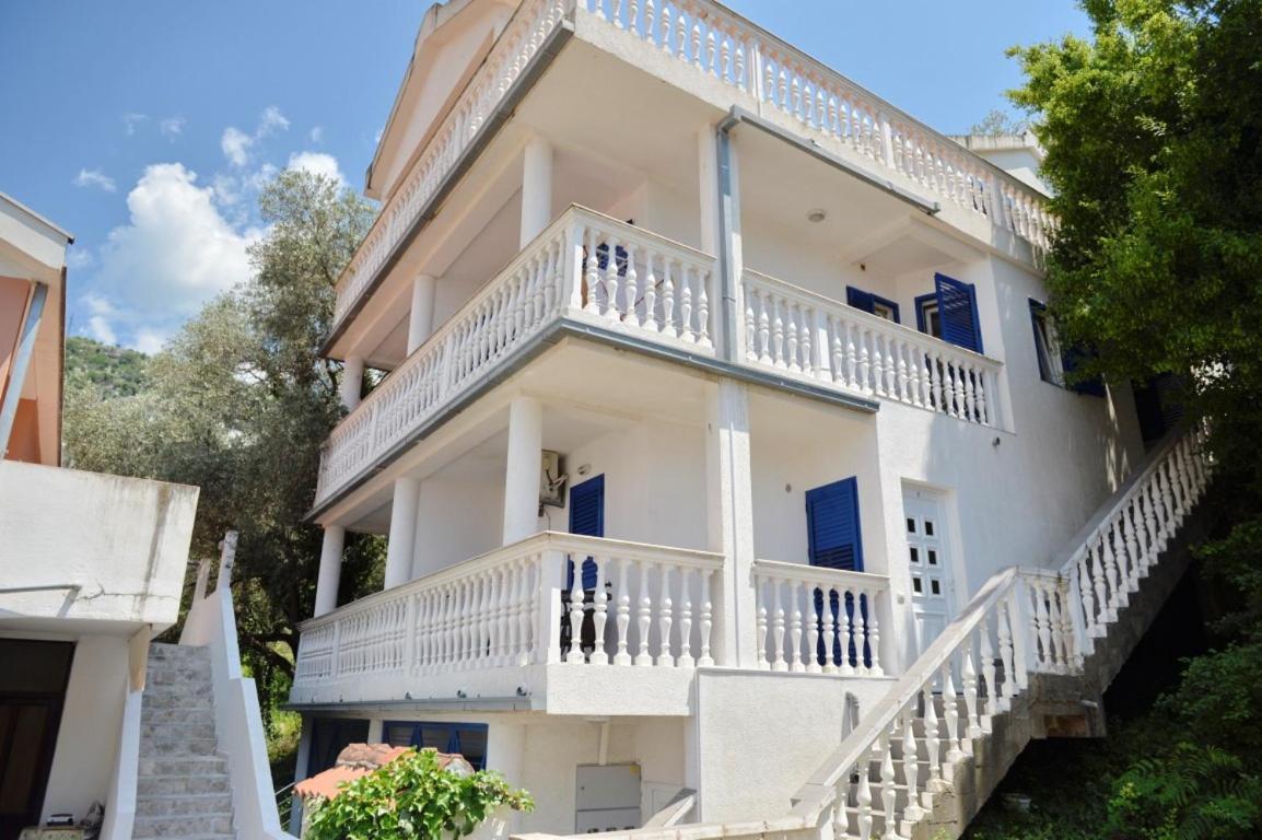 Rafailovici Holiday Apartments ภายนอก รูปภาพ