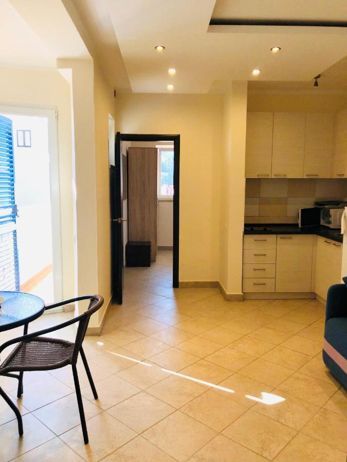 Rafailovici Holiday Apartments ภายนอก รูปภาพ