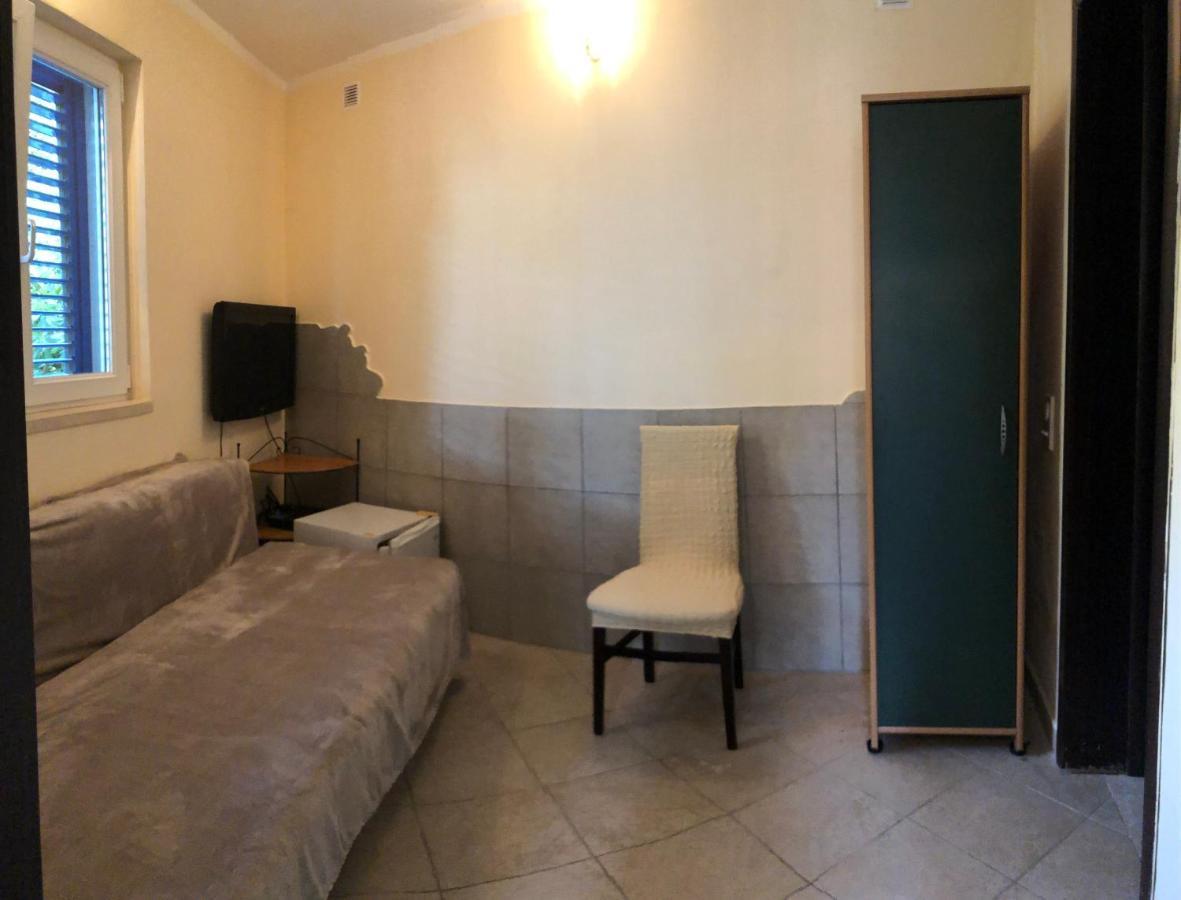 Rafailovici Holiday Apartments ภายนอก รูปภาพ